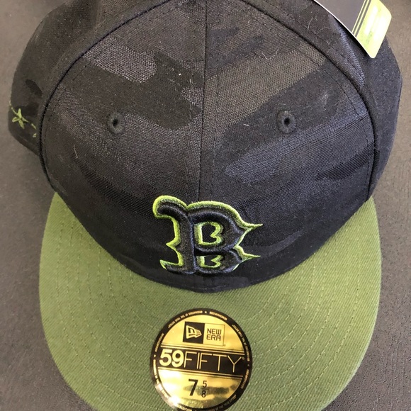 New Era Other - New Era Boston Red Sox Memorial Day sz 7 5/8 New Era Other - New Era Boston Red Sox Memorial Day sz 7 5/8